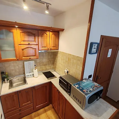 Mediterranean Style With Free Parking Apartament *