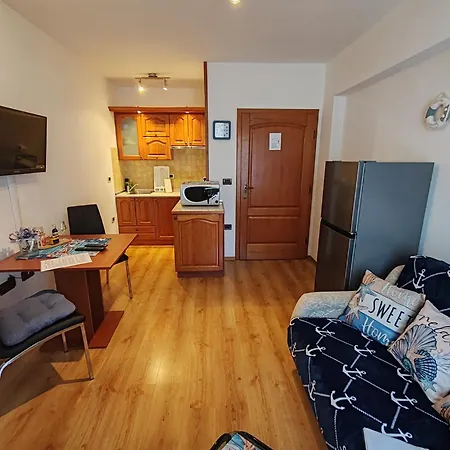 Mediterranean Style With Free Parking Apartament