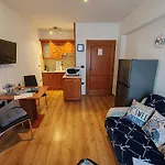 Mediterranean Style With Free Parking Lejlighed