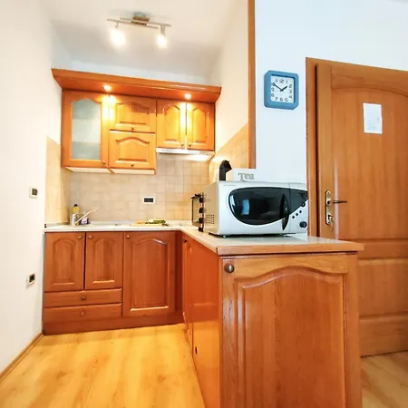 Apartment Cosy & Quiet Kercan 2 With Free Parking