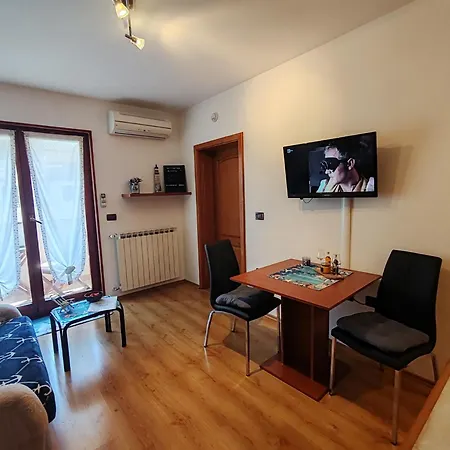 Mediterranean Style With Free Parking Rovinj